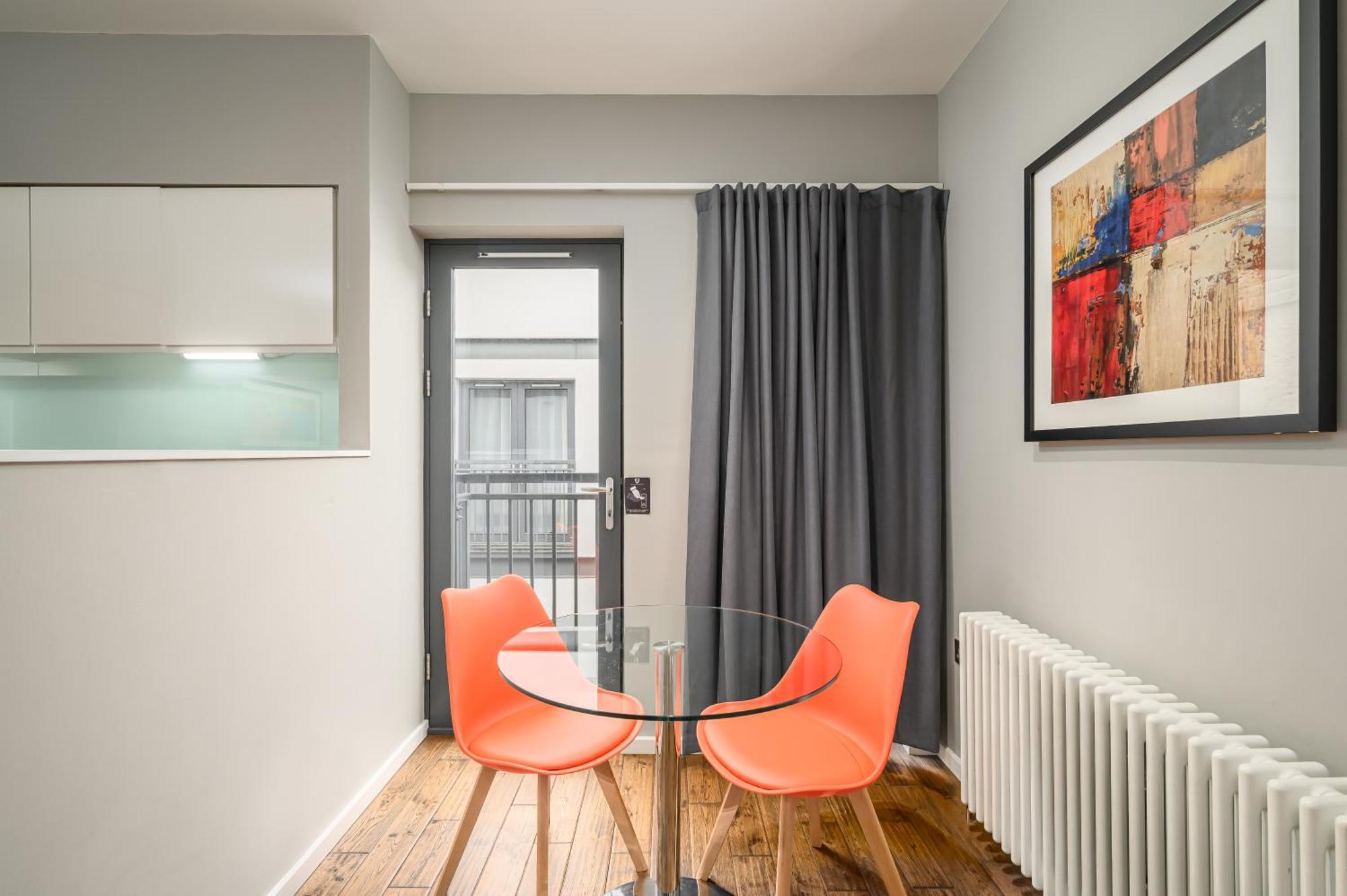 Destiny Scotland -The Malt House Apartments Edimburgo Exterior foto